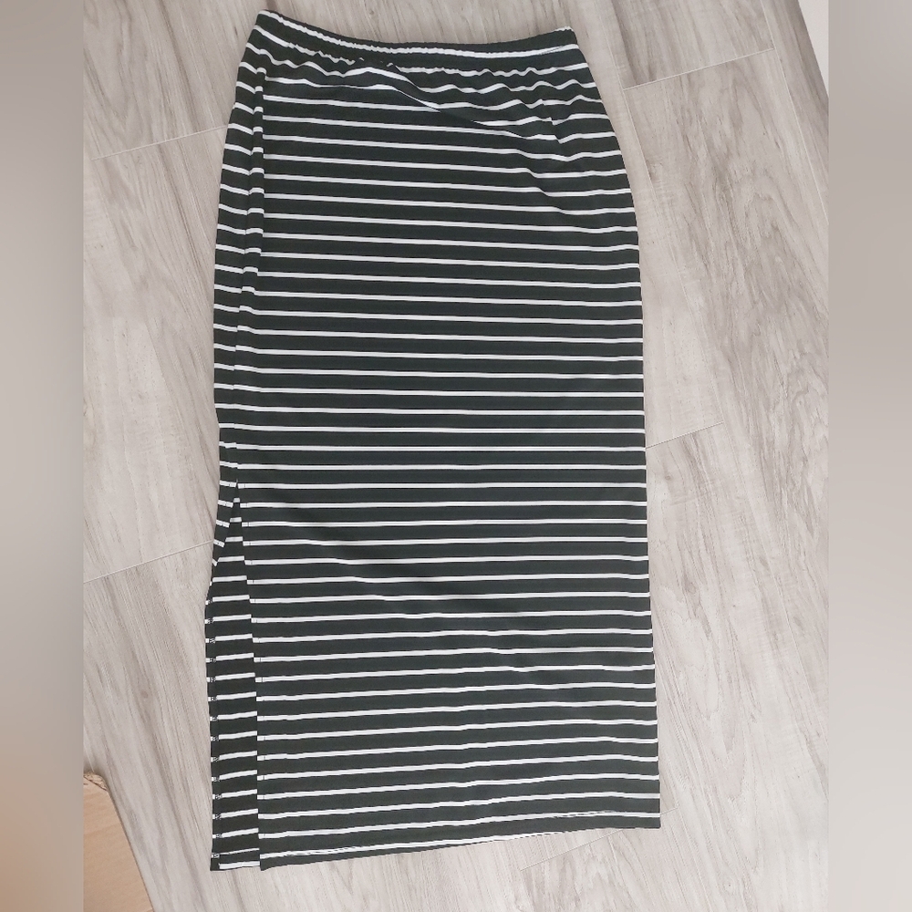 Black and White Striped Maxi Skirt